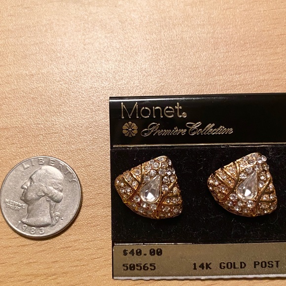 RARE & VINTAGE Monet Premier 14K Gold Post Earrings. NEVER WORN. NWT - Picture 9 of 9